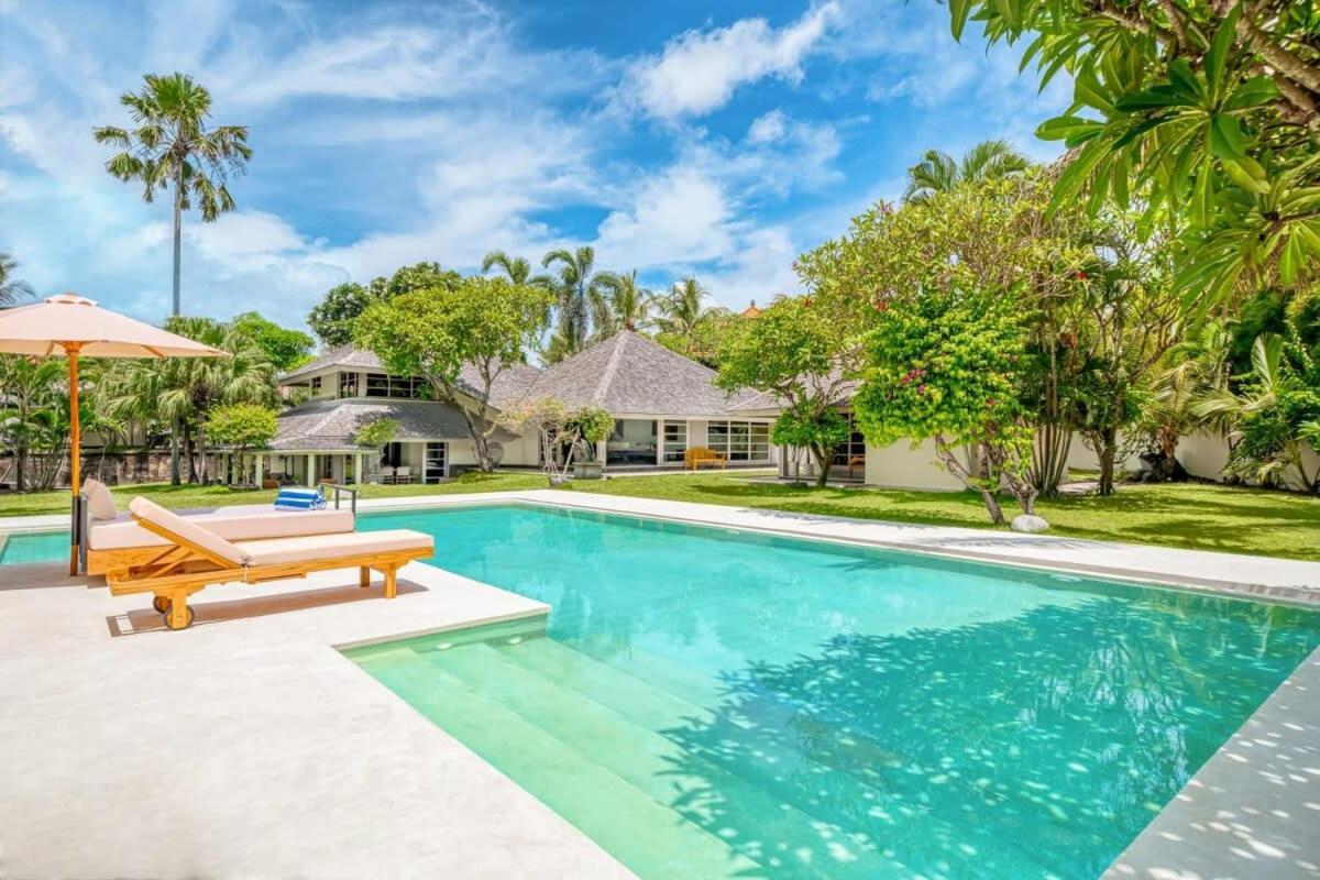 Villa Venice - 2000m2 Garden Right Behind Seminyak (Bali)