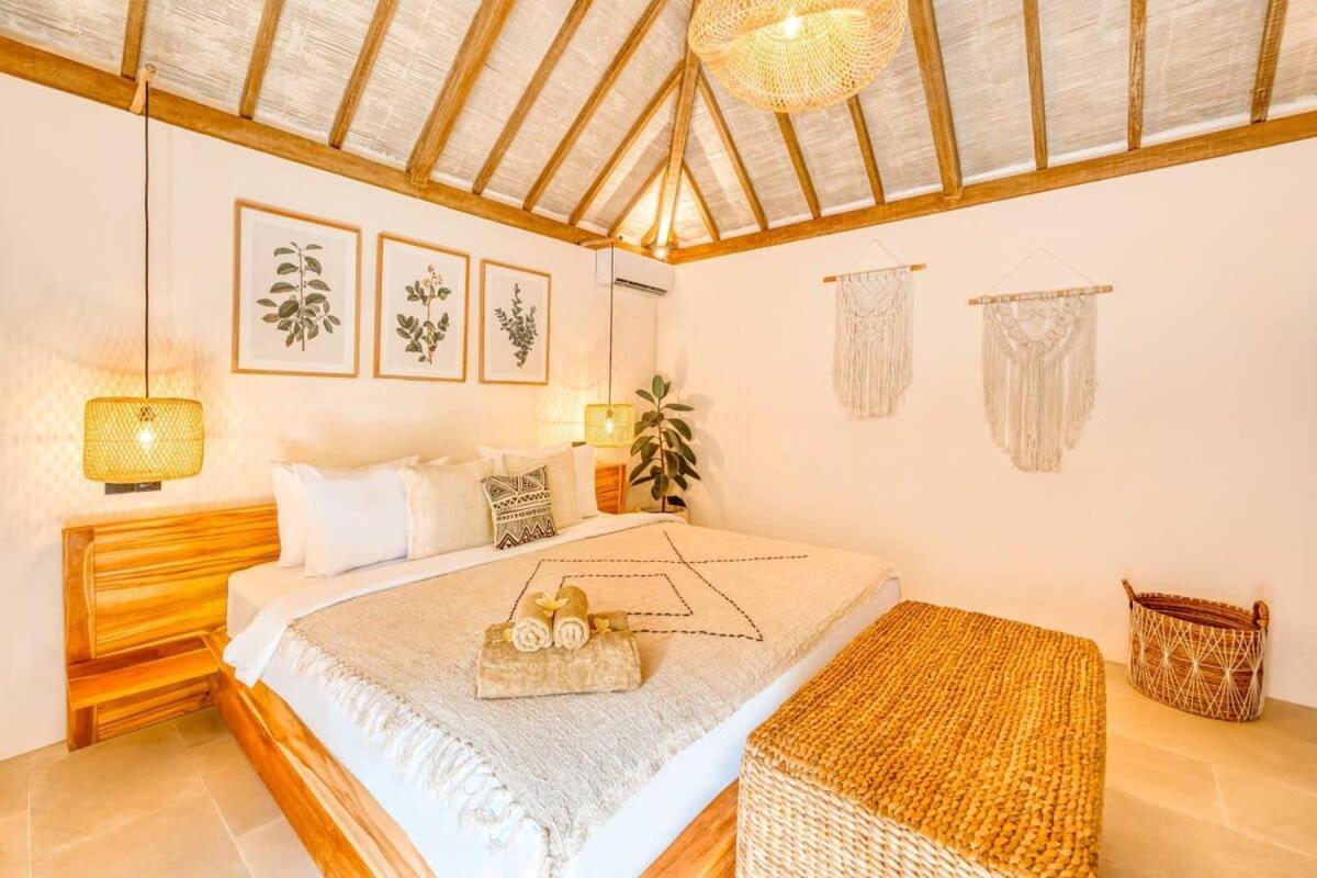 Venice - 2000m2 Garden Right Behind * Seminyak (Bali)
